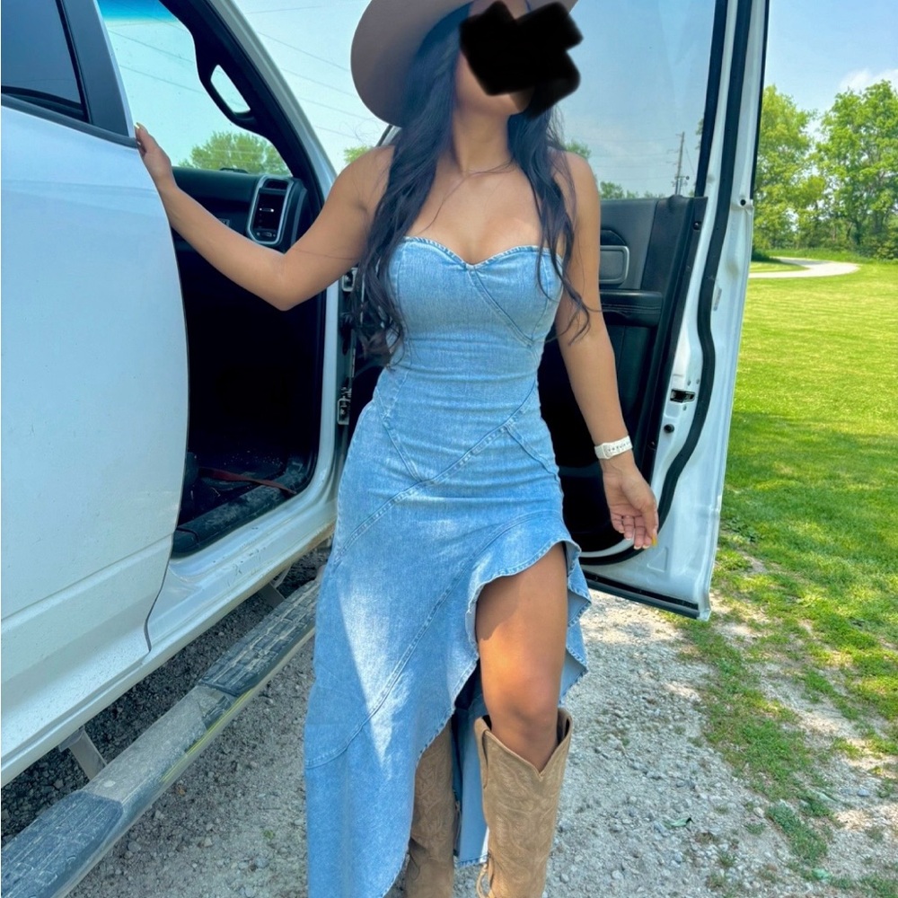 Fashion Nova Blue Ruched Sweetheart Sundress